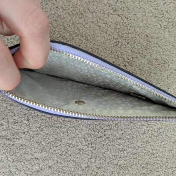 Kate Spade Mikas Pond Bee  Wristlet - Picture 3 of 3